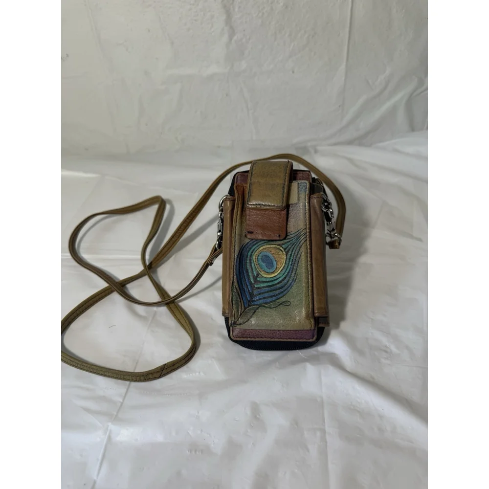 Anuska Wallet Peacock Lily Leather crossbody